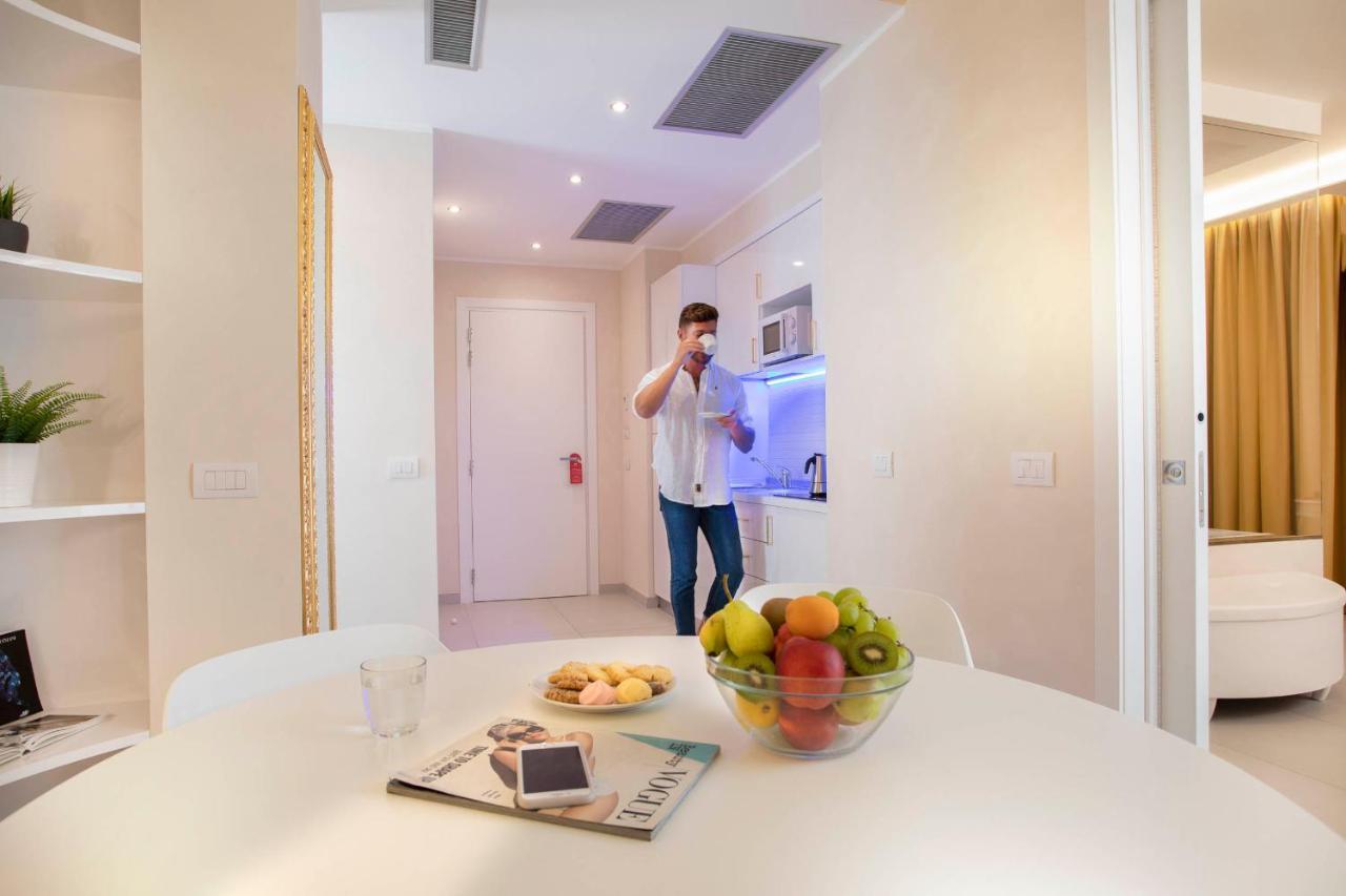 White Suite & Apartments เบลลาเรีย-อีเจอา มารีนา ภายนอก รูปภาพ