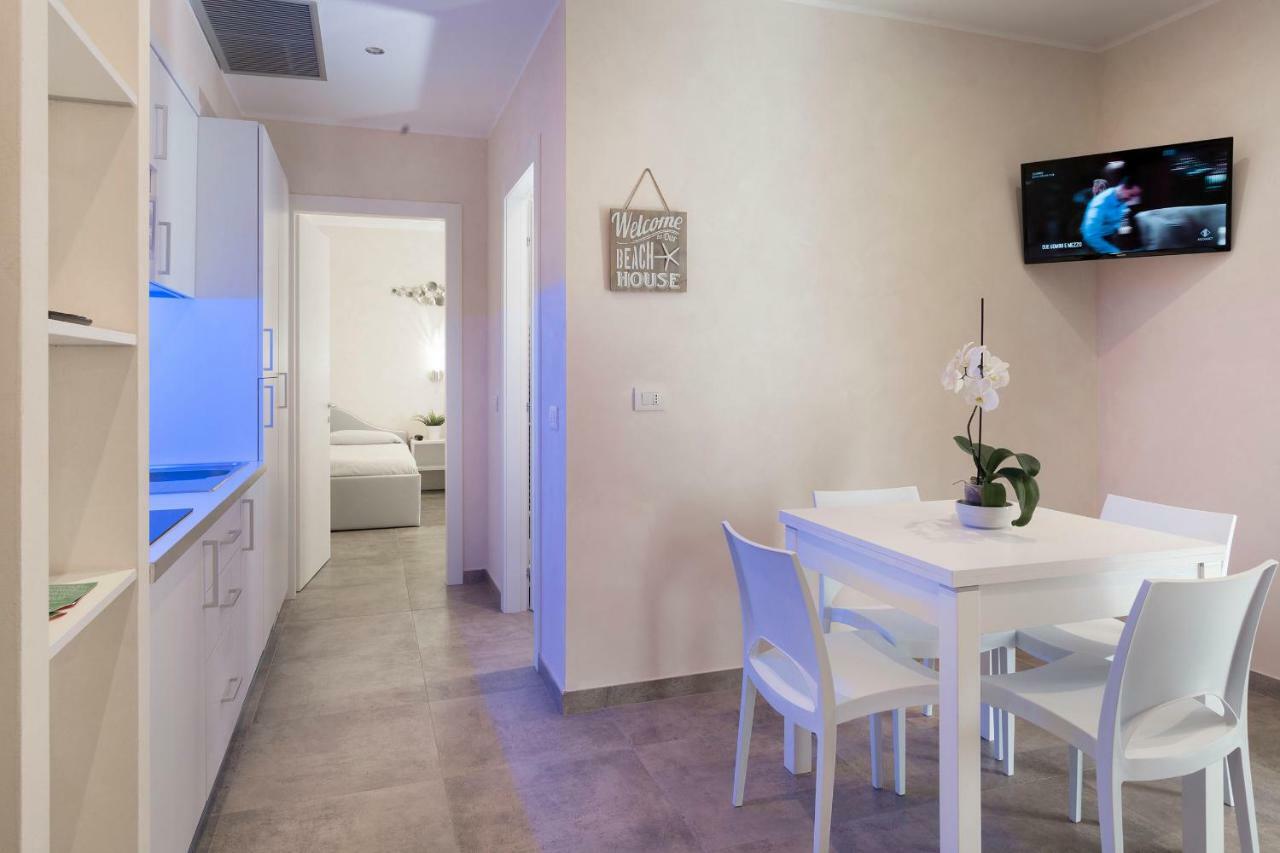 White Suite & Apartments เบลลาเรีย-อีเจอา มารีนา ภายนอก รูปภาพ